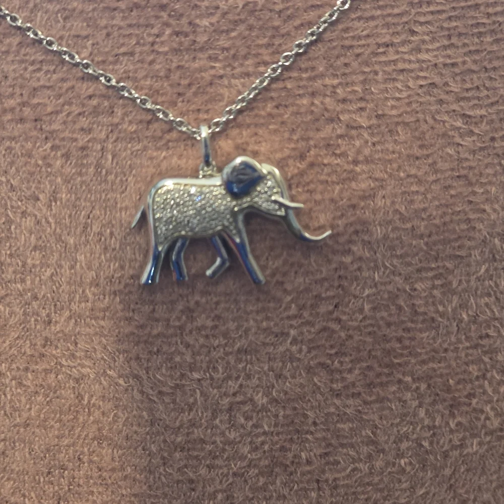 KAYS 925 Silver SAPPHIRE ELEPHANT Pendant Necklace - Picture 3 of 4